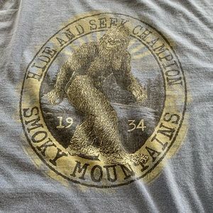 Big foot T-Shirt!!